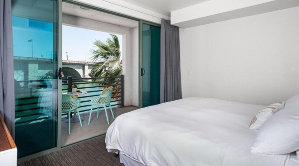 Heat Hotel image 13