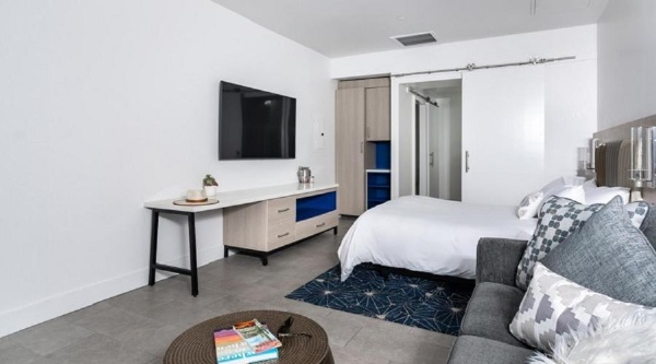 Heat Hotel image 29